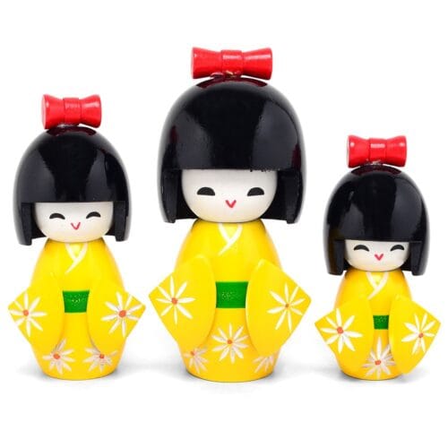 Conj. 3 Boneca Kokeshi Madeira Decoração Oriental Amarela KKAM